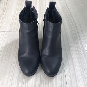 Dolce Vita Black boots, Women’s 9